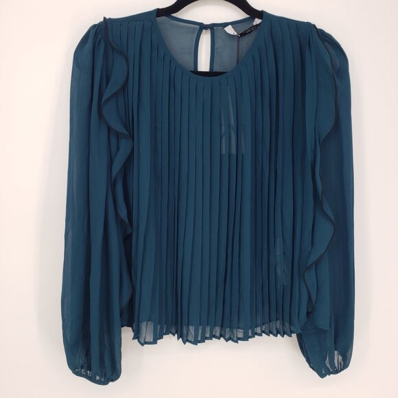 Zara Pleated Ruffle Top - Picture 1 of 9